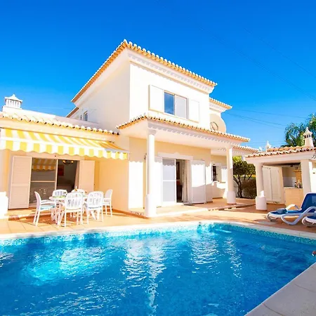 فيلة Casa Destino *